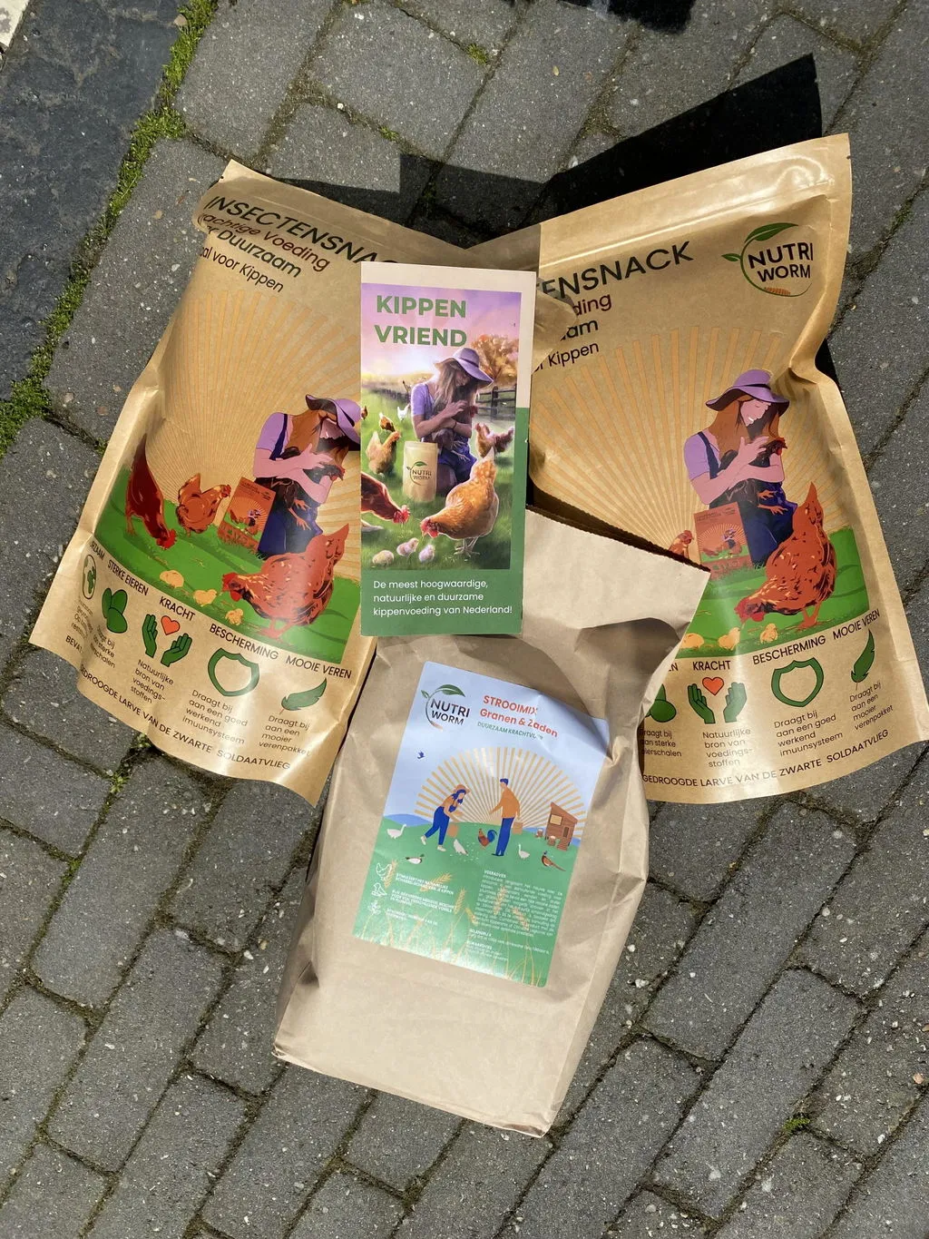 Samenwerken met de Natuur Strooimix granen en zaden 4 kg scharrel